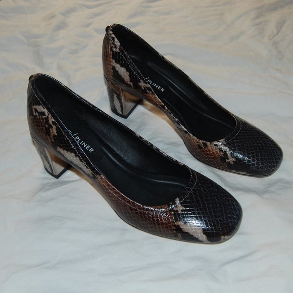 Donald Pliner Corin Snake Print Dress Pump, 6 M - Picture 2 of 10